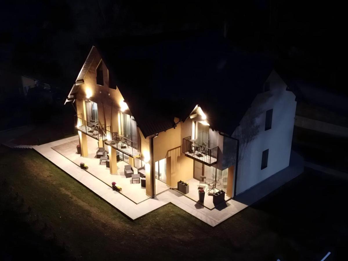 Pensiunea Piri Land Comarnic Dış mekan fotoğraf